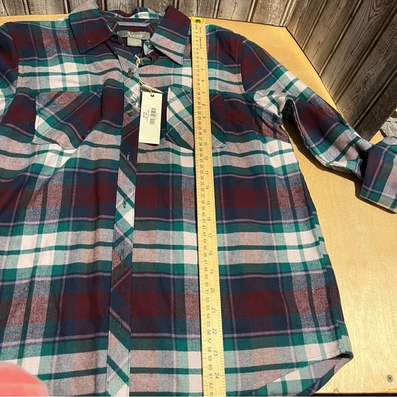 Women's Plaid Button Down Shirt - Multicolor - Picture 6 of 7